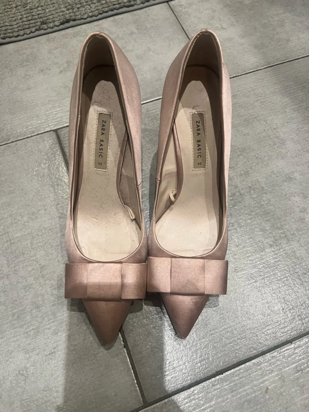 Zara Satin Rose Gold Pointed-Toe Pumps with Bow Accent - Picture 1 of 3
